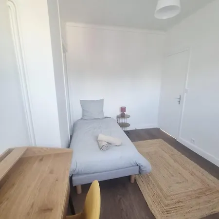 4 Ideal Travailleurs Et Familles * Σαιν-Ναζαίρ