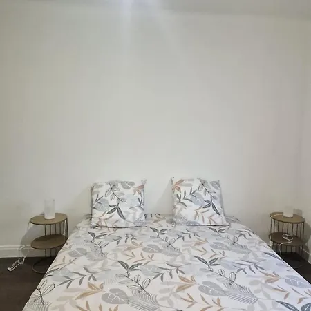 4 Ideal Travailleurs Et Familles *