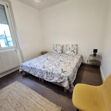 4 Ideal Travailleurs Et Familles *